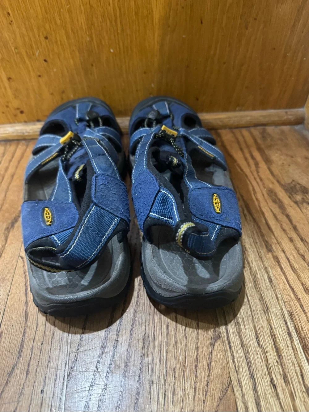 Men’s KEEN Waterproof Outdoor Closed Toe Sandals Size 10.5